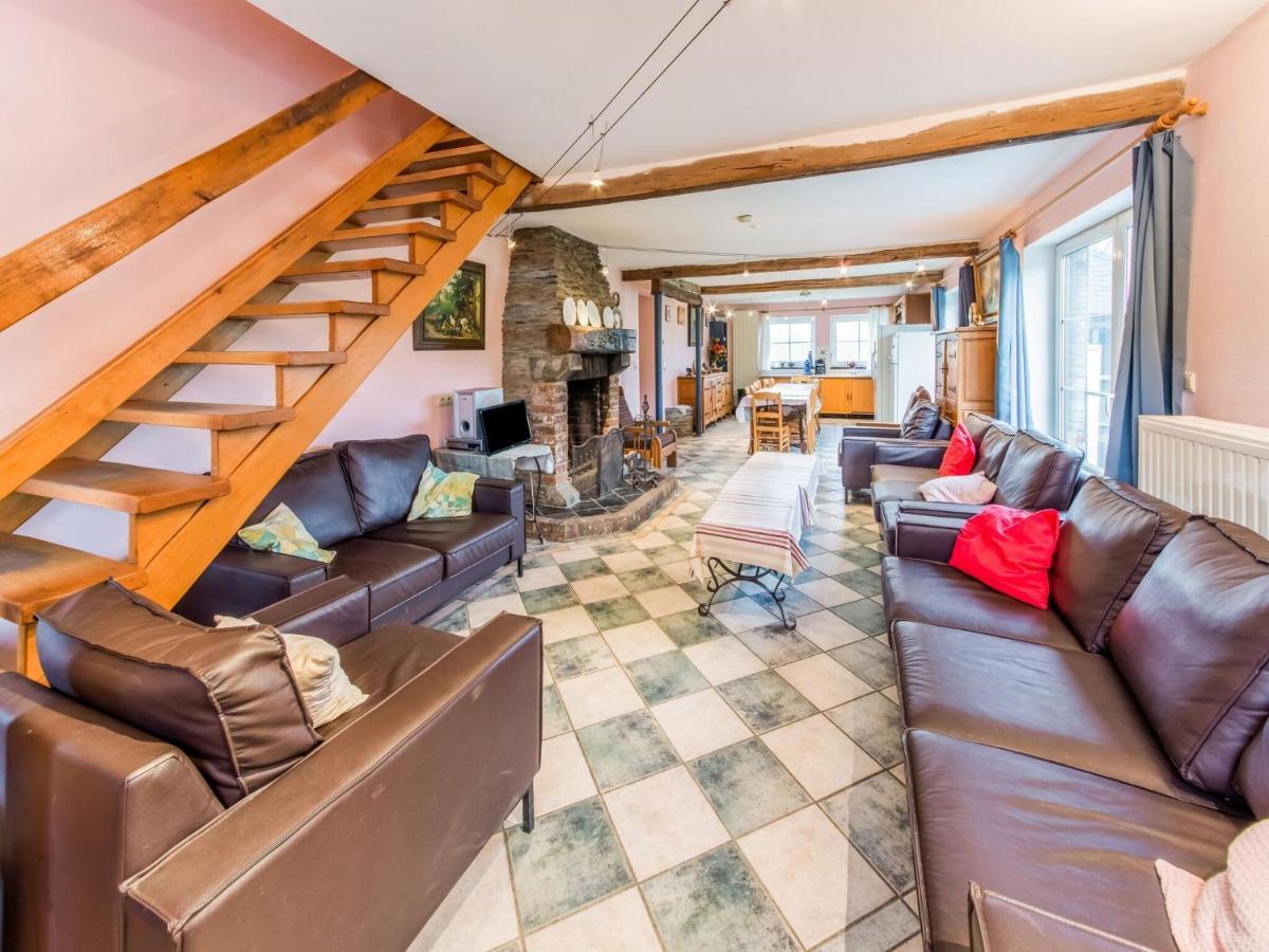 Beautiful Farmhouse In Brisy With Sauna Экстерьер фото